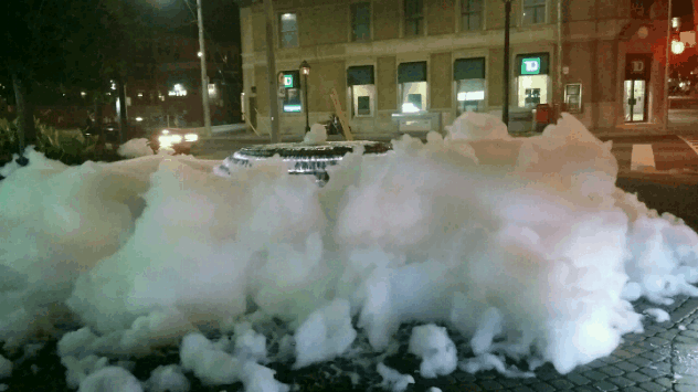 Acid Gifdump, August 18, 2015 (25 gifs)