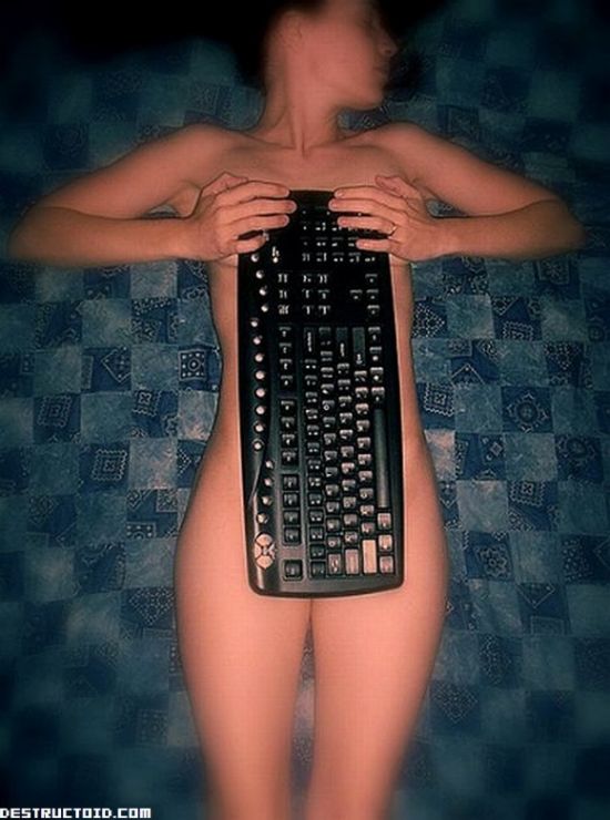 Самый сексуальный геймер - порно фото