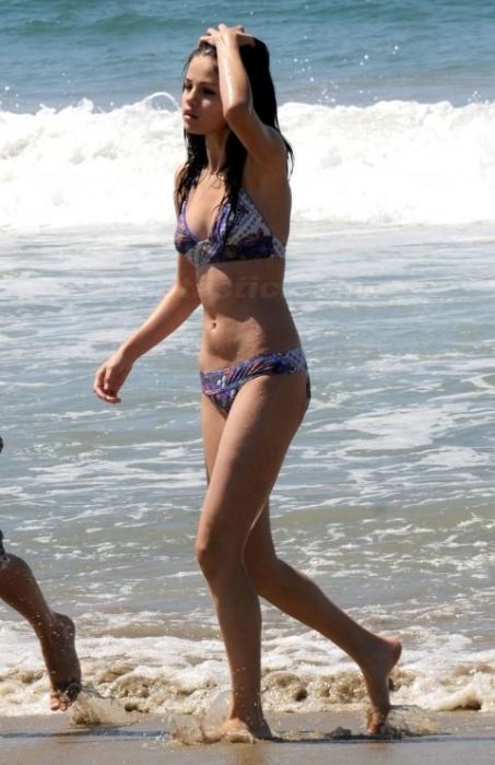 Selena Gomez Monte Carlo Bikini Pictures Pics