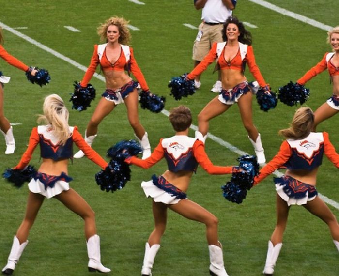 Pictures of hot broncos girls