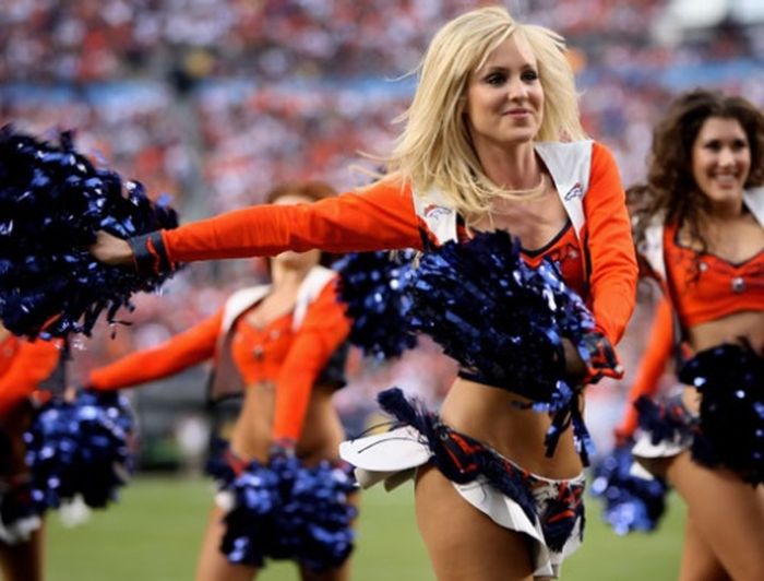 Pictures of hot broncos girls