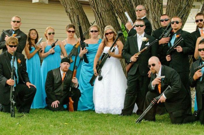 awkward wedding photos gangster family