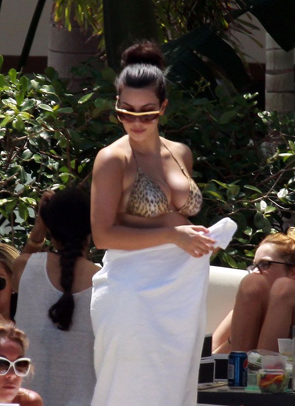 Kima Kardashian in Bikini (10 pics)