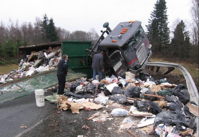 Truck Crashes (26 pics)