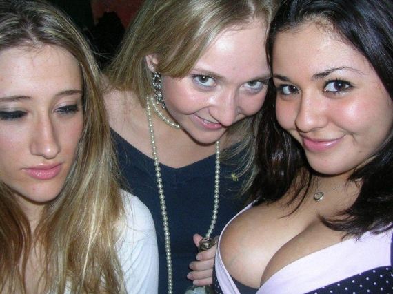 Party girls! (104 pics)