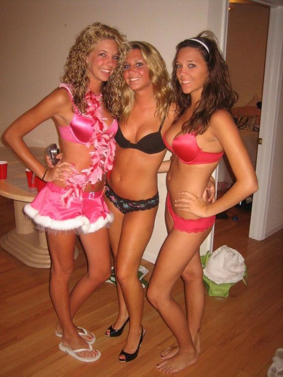 Party girls! (104 pics)