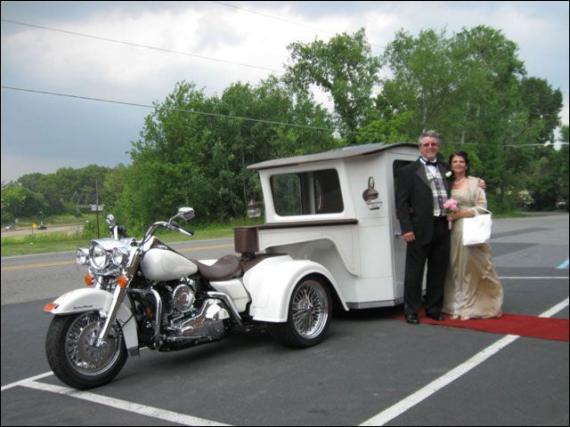 Very unusual wedding limo (19 pics)