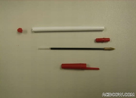 How to Create a Bow Out of a Pen (6 pics)