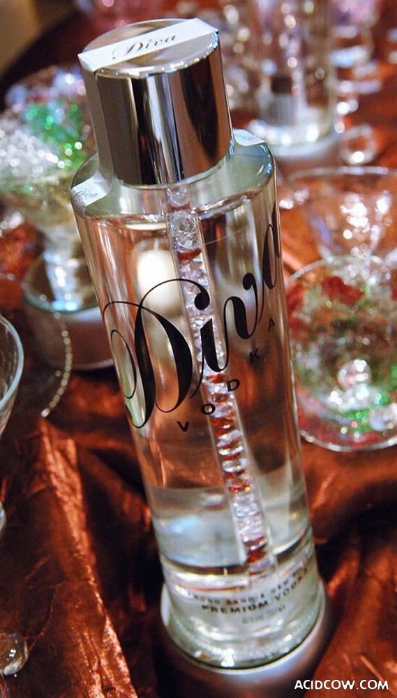 The most expensive vodka in the world (7 pics)