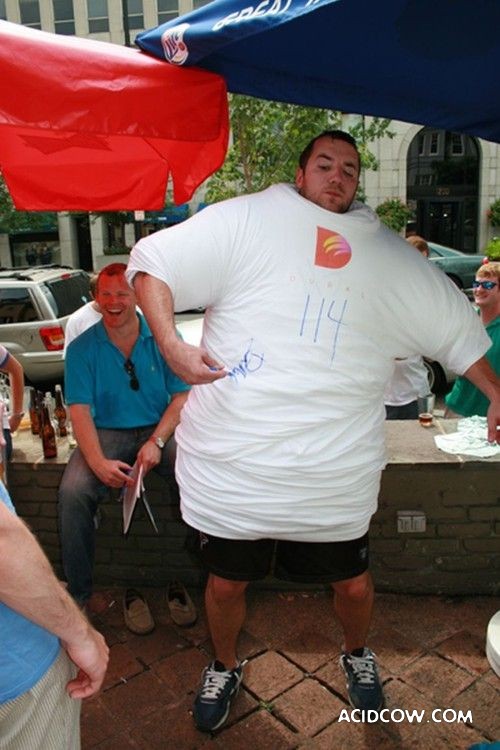 121 T-shirts (17 pics)
