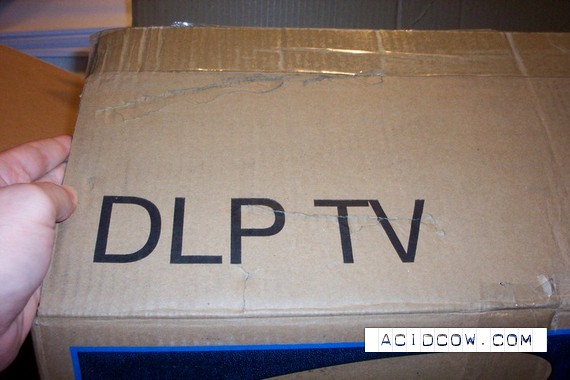 A good TV isn`t it? (6 pics)