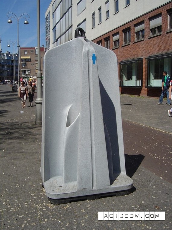 WC in Amsterdam (9 pics)