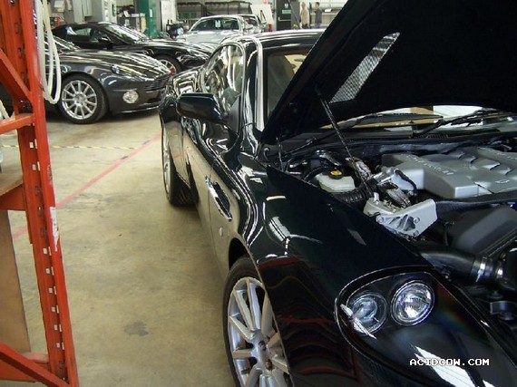 A photo tour of the Aston Martin factory (32 pics)