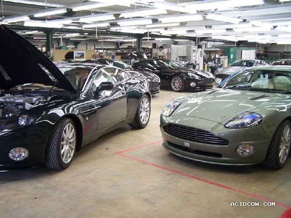 A photo tour of the Aston Martin factory (32 pics)