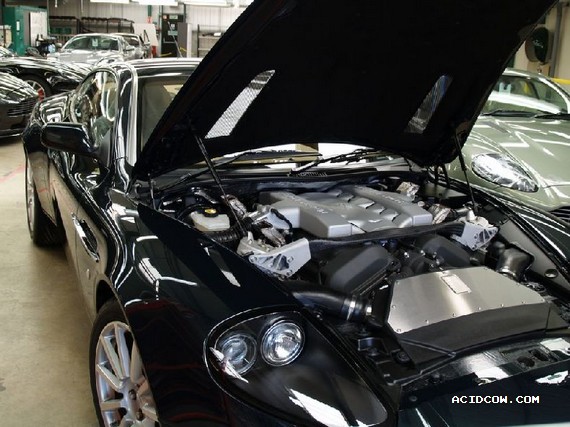 A photo tour of the Aston Martin factory (32 pics)