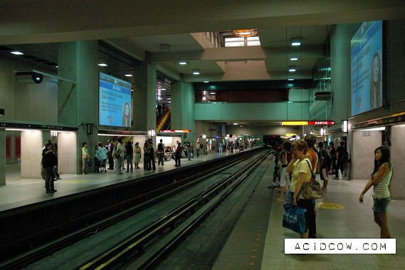 Montreal Metro (30 pics)
