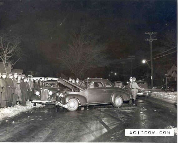 Classic car crash (26 pics)
