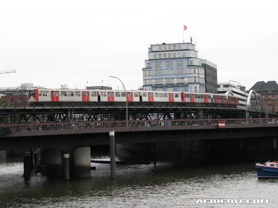 Hamburg Metro (20 pics)