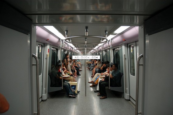 Shanghai Metro (19 pics)