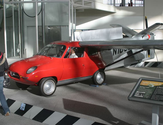 Aerocar (6 pics)