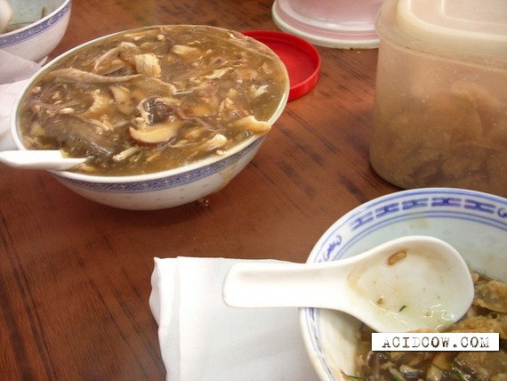 Korean soup from snakes (11 pics)