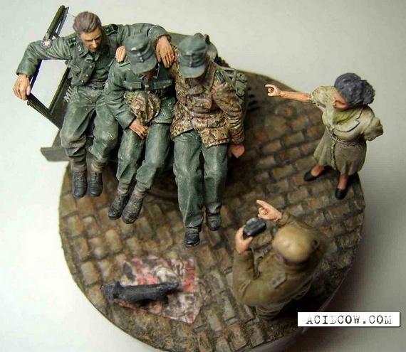 Dioramas and toy soldiers (36 pics)