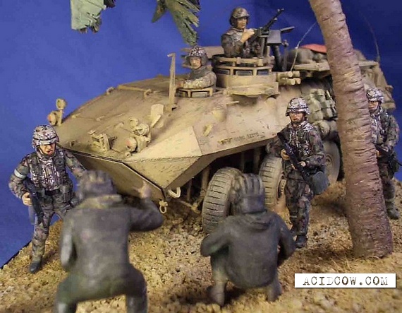 Dioramas and toy soldiers (36 pics)