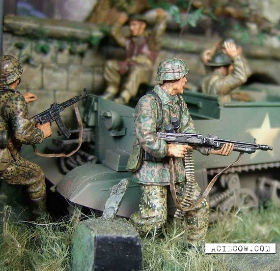 Dioramas and toy soldiers (36 pics)