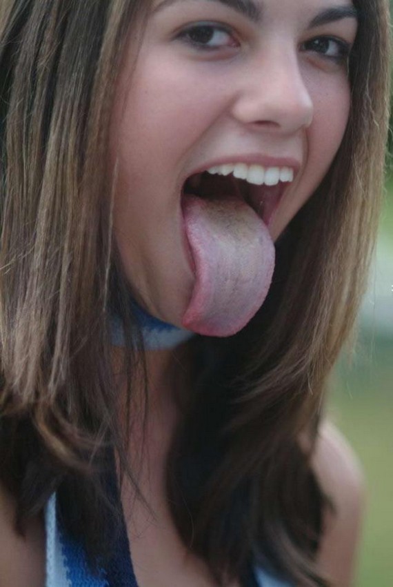 Longest tongues of the world (68 pics)