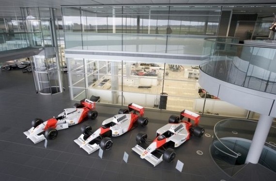 McLaren factory - a relic of speed (27 pics)