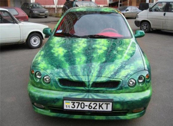 Water-melon on wheels (4 pics)