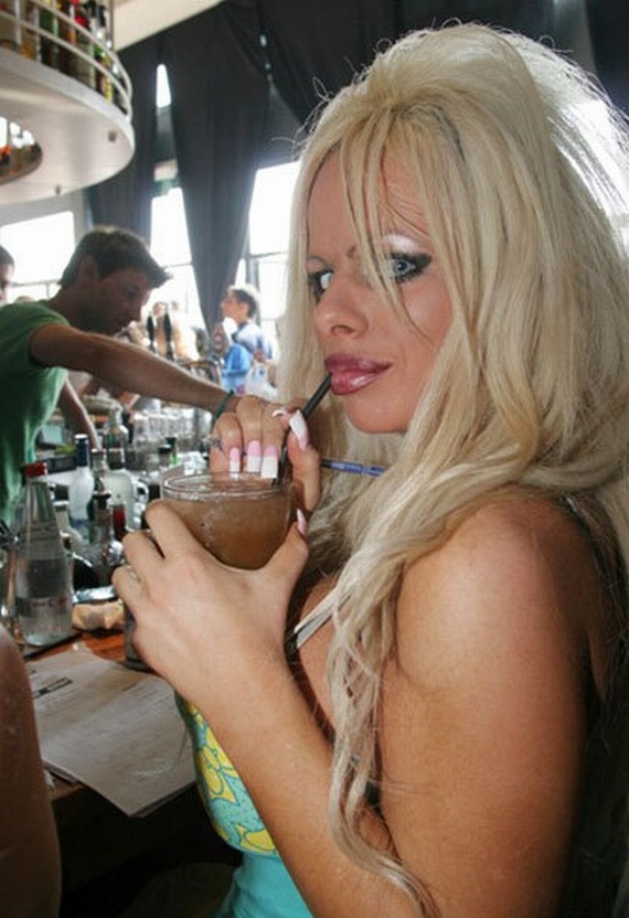 Orit Fox - a Silicone Disaster (19 pics)