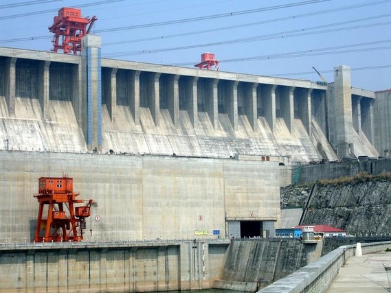 Greatest dam in the world (13 pics)