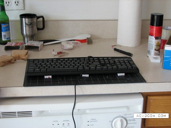 Pranked co-worker (19 pics)