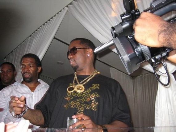 Disco of P Diddy (12 pics)