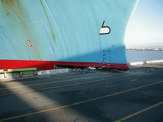 Ship parking fail (7 pics)