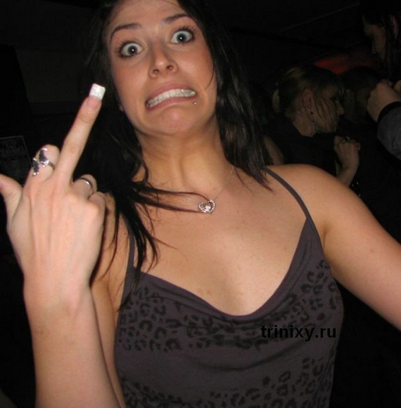 Girls Show Finger (47 pics)