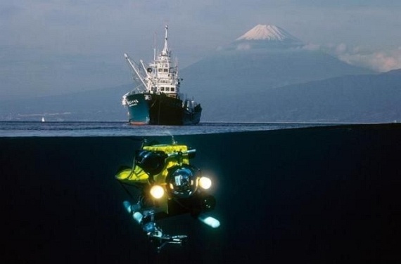 Underwater... (105 pics)
