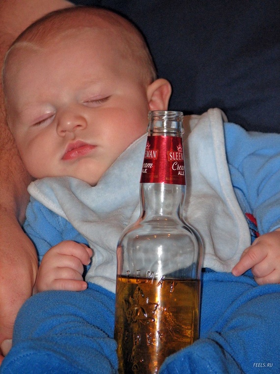 Kids and the beer! (22 pics)