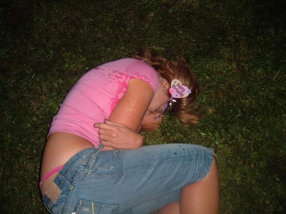 Drink, Drink, Drink! Part 2 (103 pics)