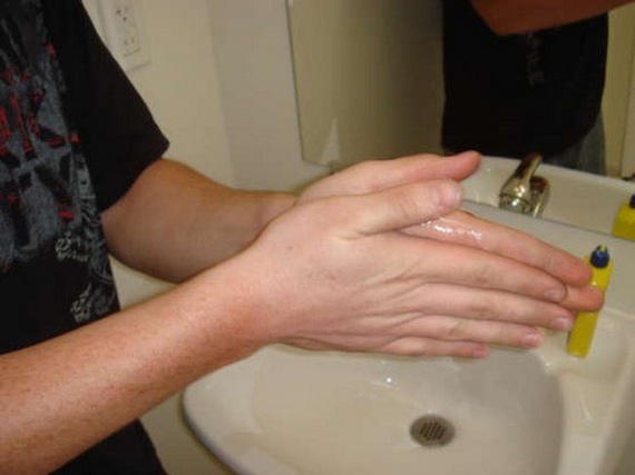 How To Fire Shave Like A Man (23 pics)