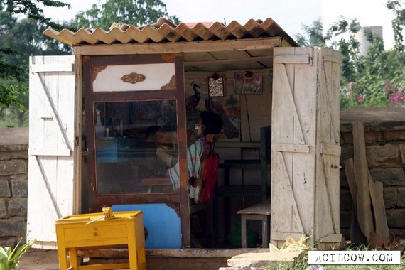 Indian beauty salons (15 pics)