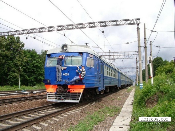 Only in Russia: Say "No" to Train Tickets (28 pics)