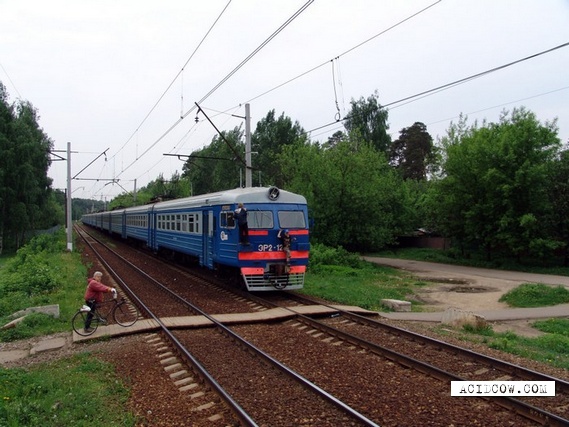 Only in Russia: Say "No" to Train Tickets (28 pics)