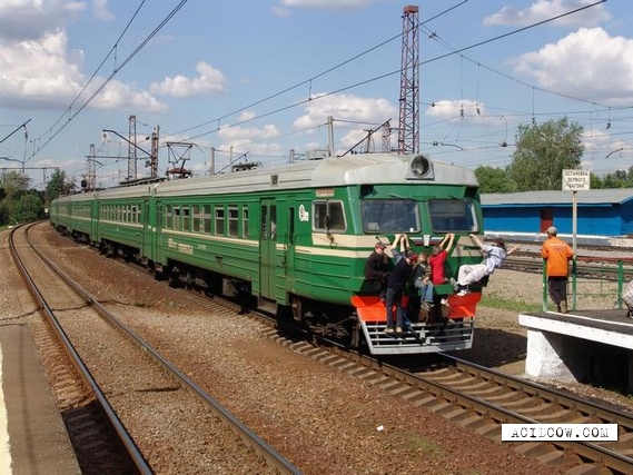 Only in Russia: Say "No" to Train Tickets (28 pics)