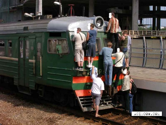 Only in Russia: Say "No" to Train Tickets (28 pics)