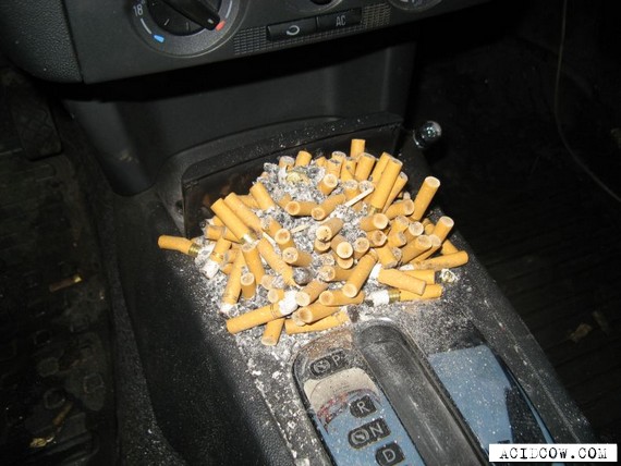 Full ashtray (7 pics)