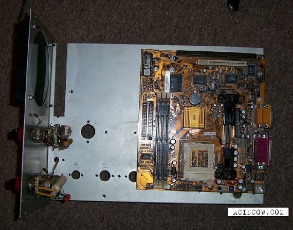 The mad computer case (14 pics)