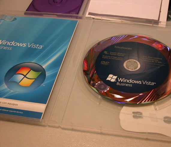 Vista CD with surprise (5 pics)