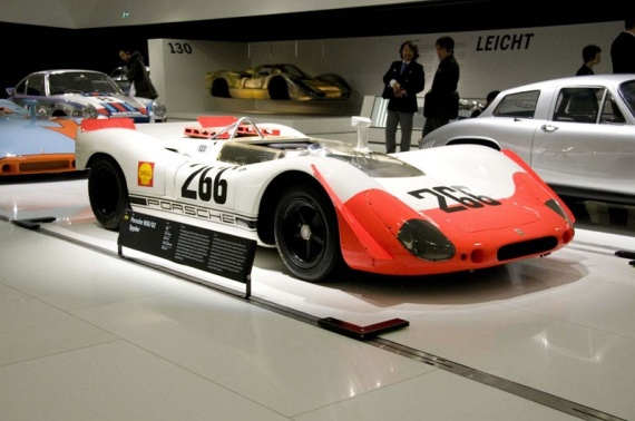 The Porsche Museum (51 pics)